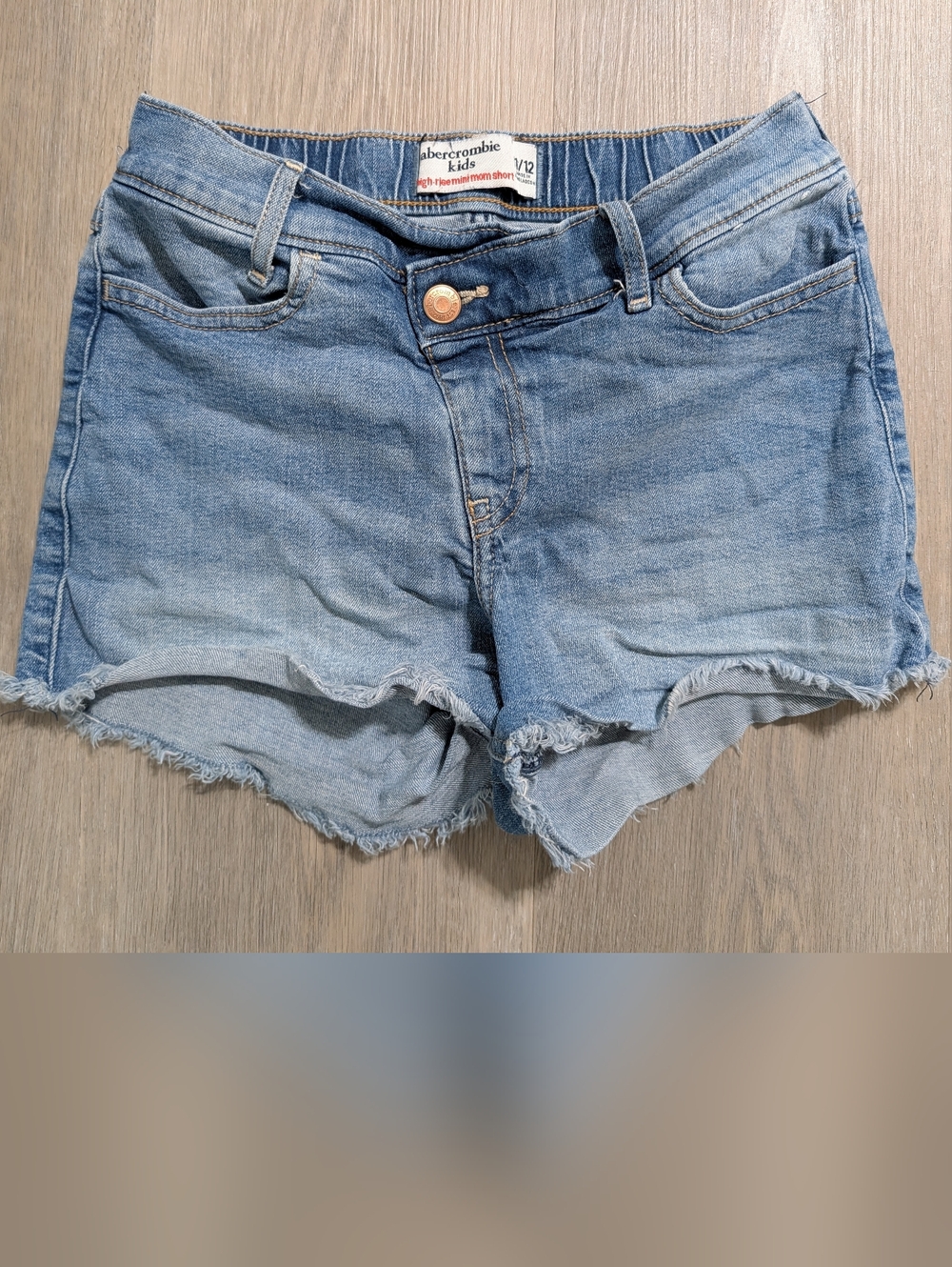 abercrombie kids light blue distressed denim cutoff shorts - 11/12 - Preloved